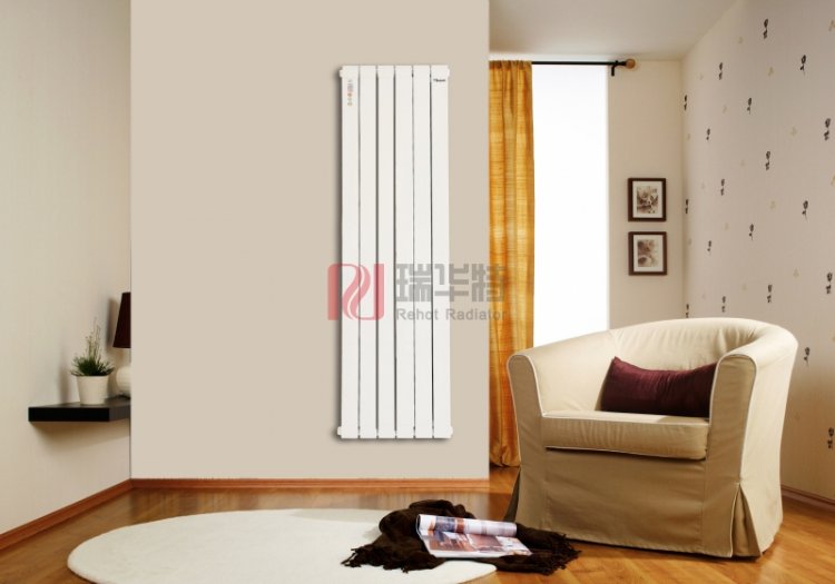 水暖選擇地暖好還是暖氣片好？