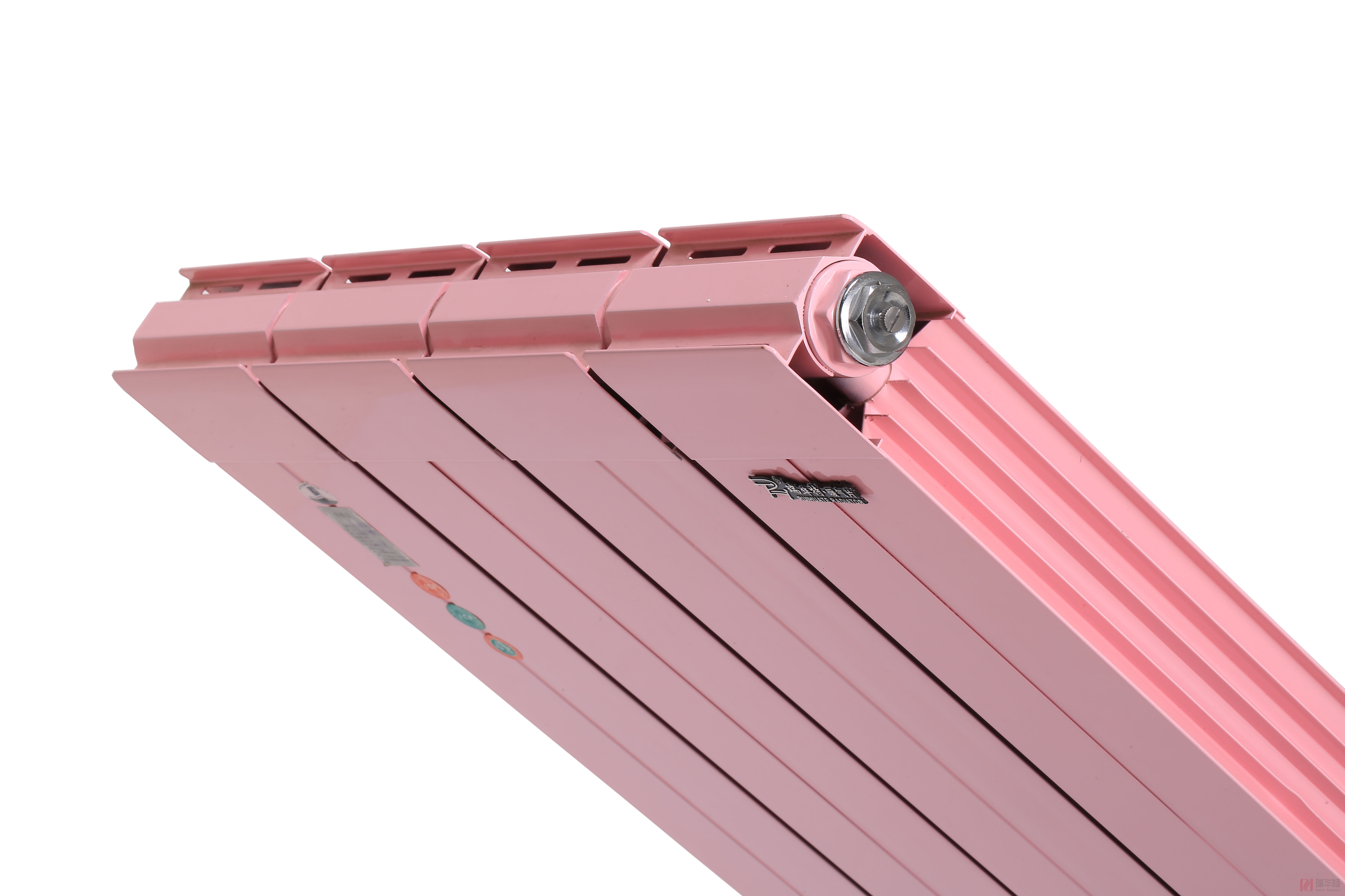 暖氣片廠家經(jīng)驗小竅門：暖氣片這樣搞才更節(jié)能！暖氣片廠家